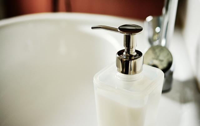 Step-by-Step Cleaning Process for Optimal Shine and Longevity