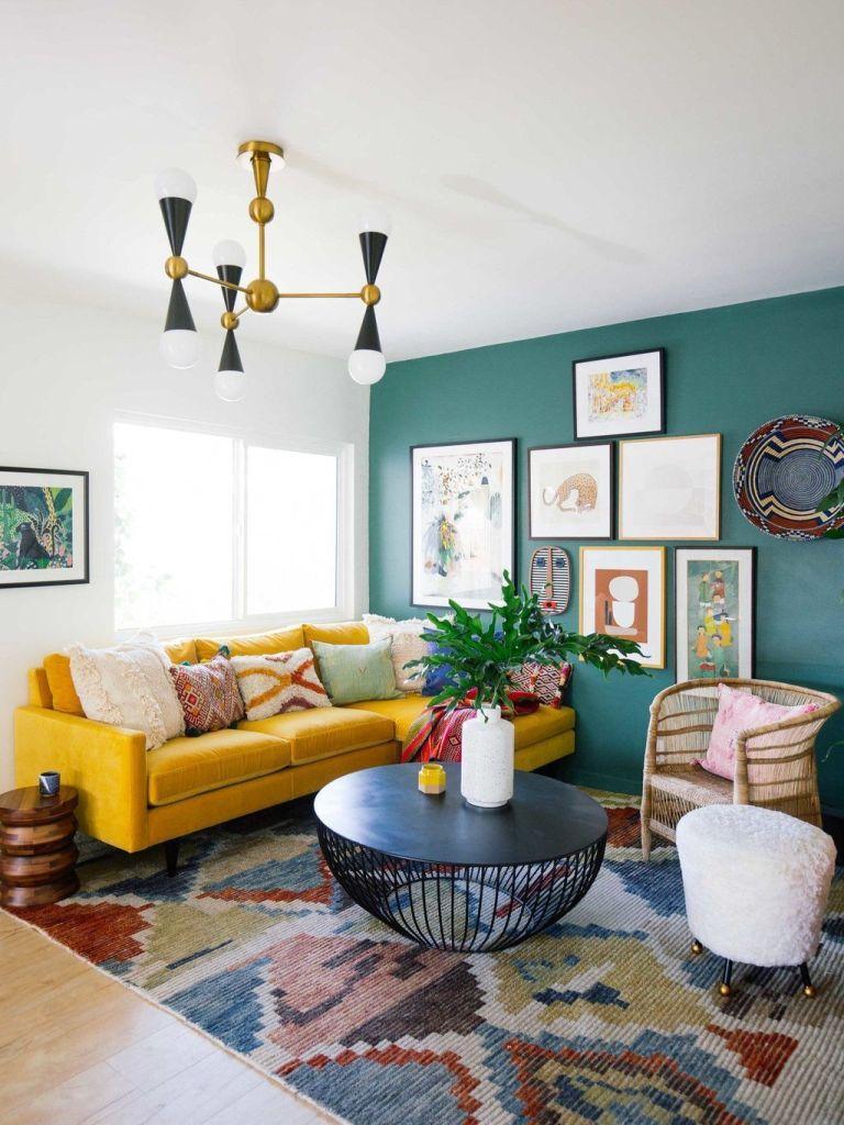 Vibrant Accents:‍ Bold Colors That Make‌ a Statement⁣ in Outdoor Wear